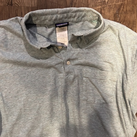 Patagonia men’s large striped polo - Picture 3 of 4